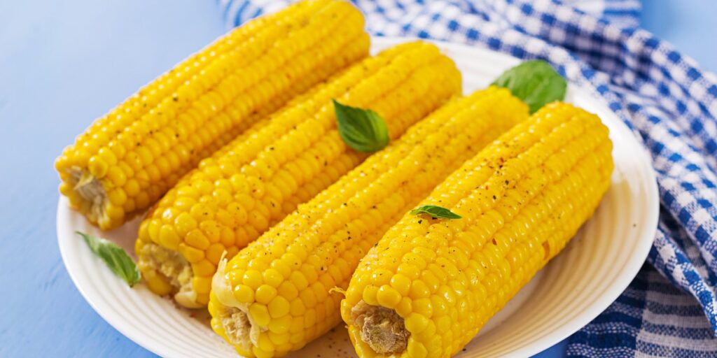 Літо в каструлі: як варити кукурудзу, щоб хотілося ще і ще 
