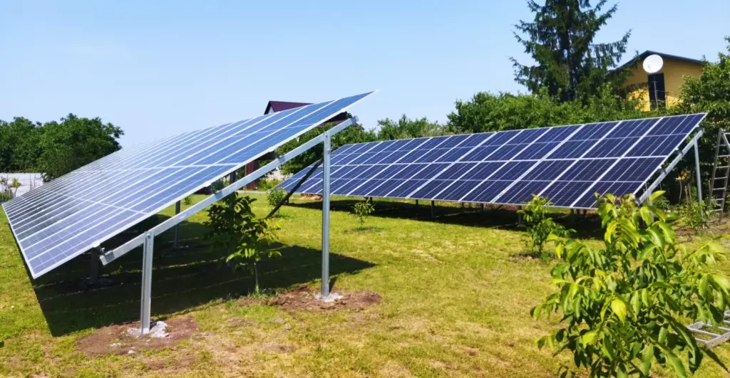 Своя сонячна електростанція: як це працює і чи варто воно того?