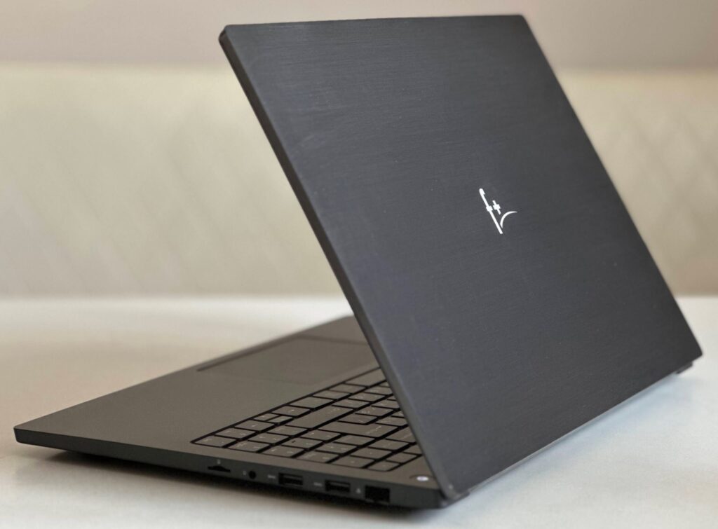 Лептоп чи ноутбук: у чому різниця і як вибрати найкращий портативний комп’ютер