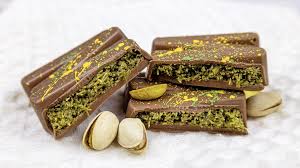 Десерт, що вибухнув у соцмережах: чому дубайський шоколад став новою гастрономічною зіркою